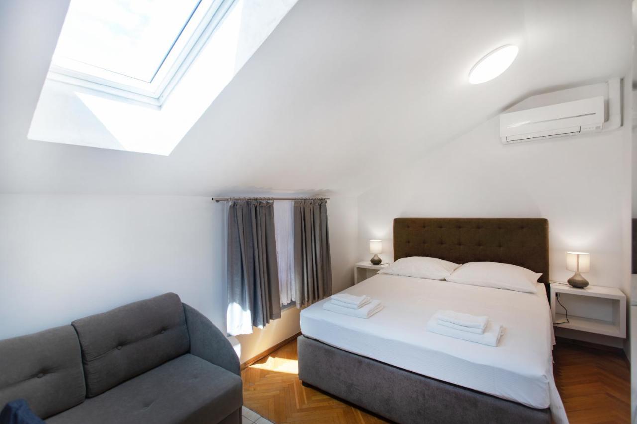 Apartmaji Pri Perotu Apartment Izola