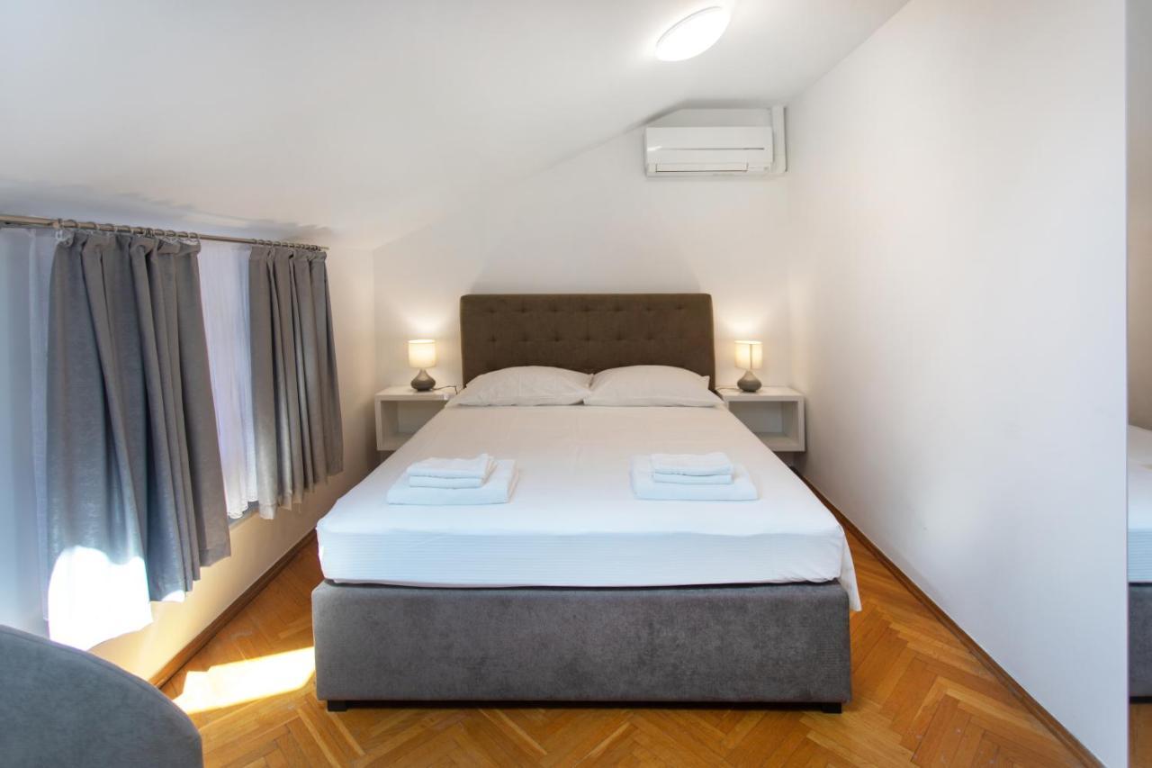 Apartmaji Pri Perotu *